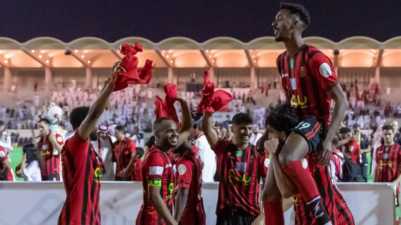 موعد مباراة الرياض والقادسية في دوري روشن السعودي والقنوات الناقلة للمواجهة